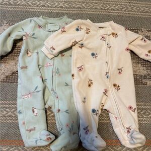 Fleece Floral Print Baby Girl One Pieces Set - Green and Cream